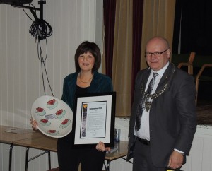 1467447_580330895347416_854712461_n[1]