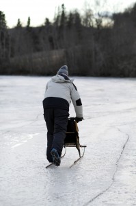 Spark og brodder. Da kommer man trygt fram!